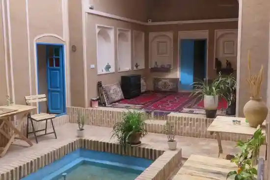 اقامتگاه بومگردی ماهور