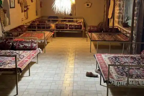 اقامتگاه بومگردی مهیبند