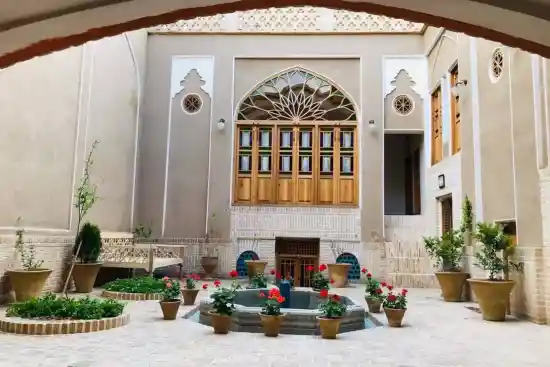 بوتیک هتل کاشانه ماهور