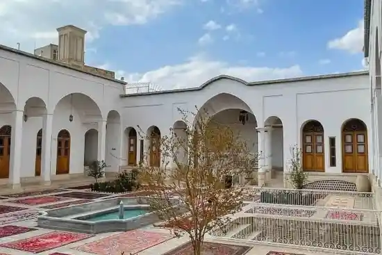 بوتیک هتل عمارت جواهری