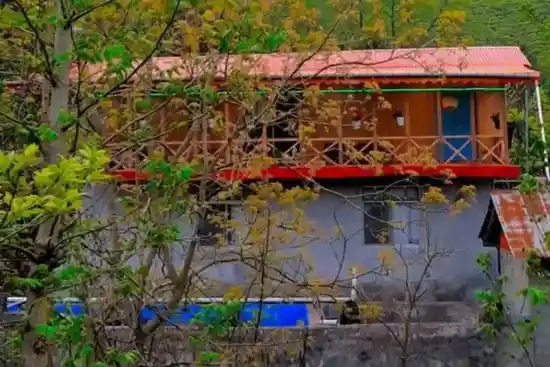 اقامتگاه بوم‌گردی بهشت