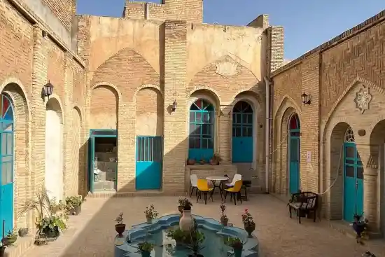 بوتیک هتل عمارت پدری(جامعی)