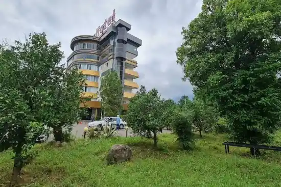 هتل لیلیوم-1