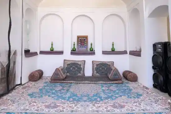 اقامتگاه بومگردی چقماق