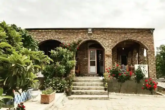 اقامتگاه بوم‌گردی کورد