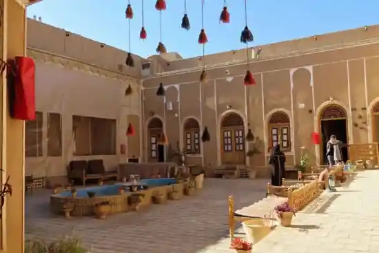 اقامتگاه بومگردی طیبی