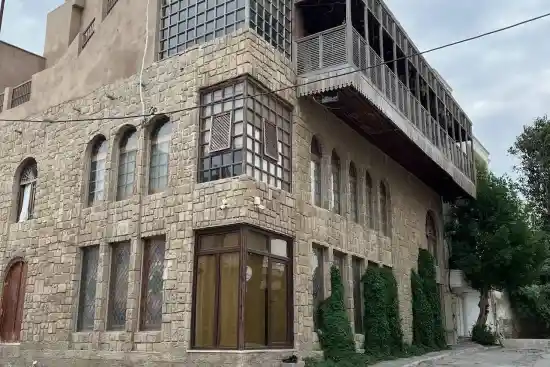 اقامتگاه سنتی تاره