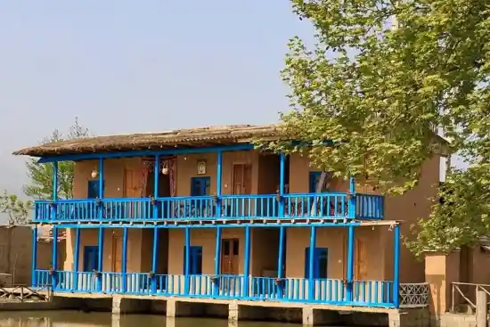 اقامتگاه بوم‌گردی امیرستون