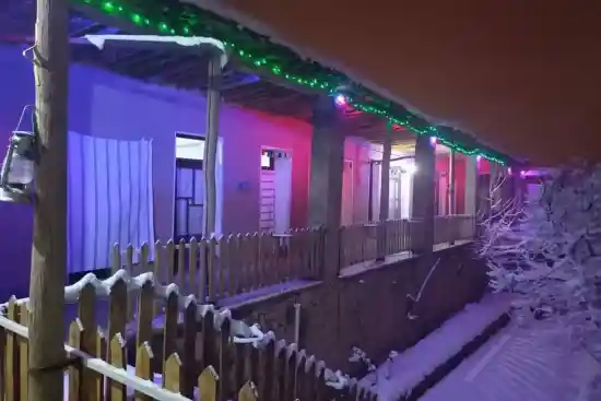 اقامتگاه بومگردی شونشین