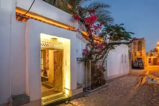 اقامتگاه بوم‌گردی لافت ۱۷