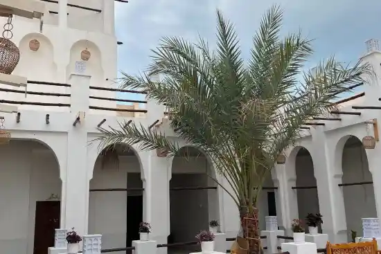 اقامتگاه بوم‌گردی گلبت