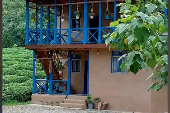 اقامتگاه بومگردی بهارنارنج