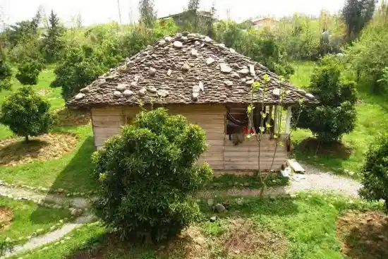 اقامتگاه بومگردی خونه گلی