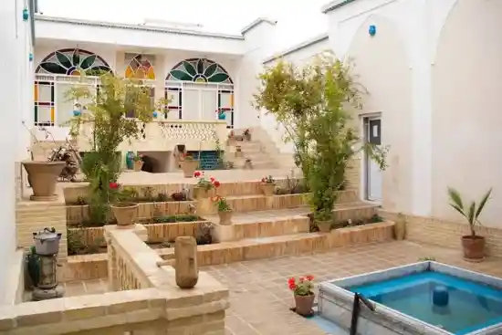 بوتیک هتل سرای ملک-1