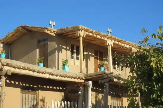 اقامتگاه بوم‌گردی مهکده