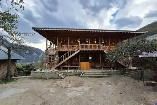 اقامتگاه بوم‌گردی پامچال