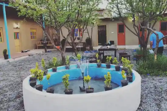 اقامتگاه بوم‌گردی دومان