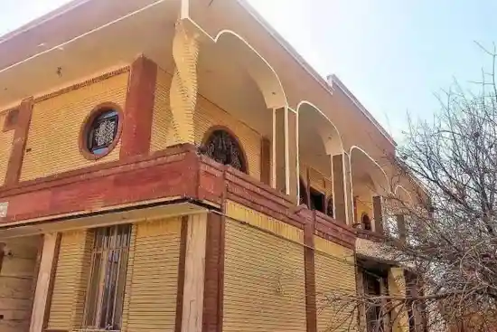 اقامتگاه بوم‌گردی گدین