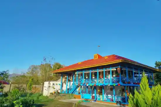 اقامتگاه بومگردی نیاکان