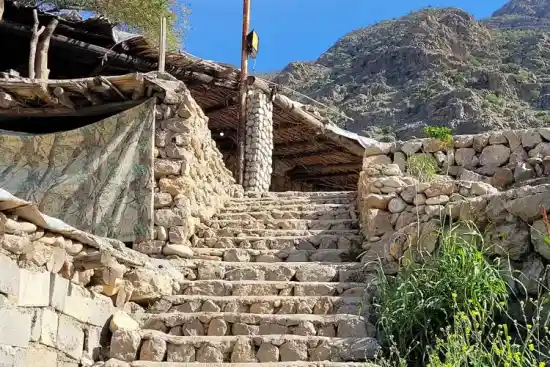 اقامتگاه بوم‌گردی پاپیلا