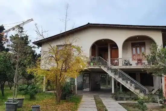 اقامتگاه سنتی وارش