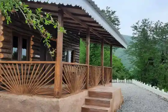 اقامتگاه بومگردی درکومه