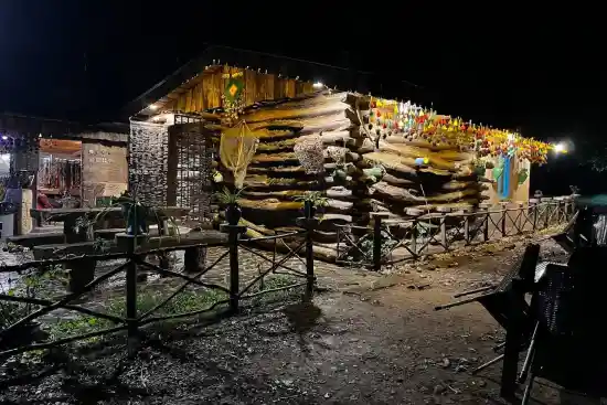 اقامتگاه بومگردی باغ پی ده