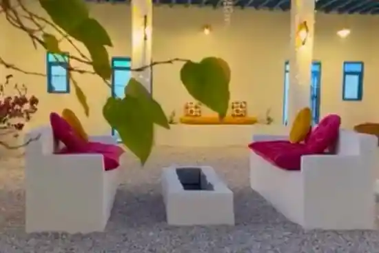 اقامتگاه بومگردی حرا