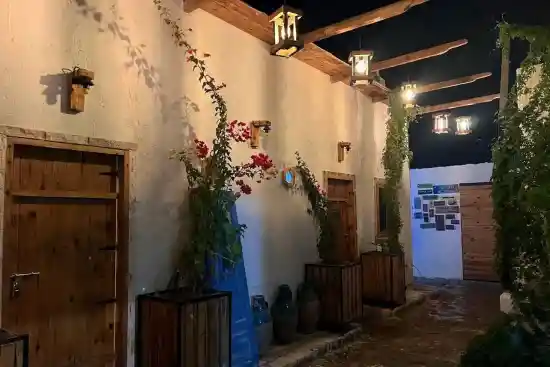 اقامتگاه بومگردی خونه هنگام