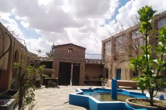 اقامتگاه بومگردی اجاده ابریشم