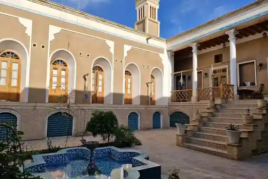 بوتیک هتل اسفنجان