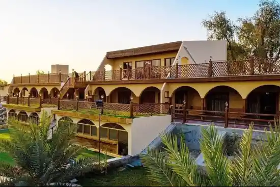 هتل صفا آباد-1