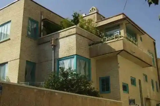 مهمانسرای خانه زی