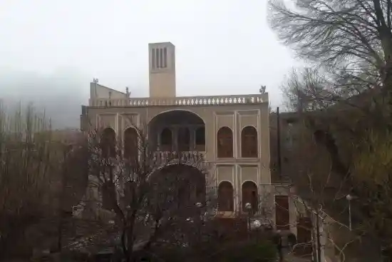 اقامتگاه بومگردی حاجی خان