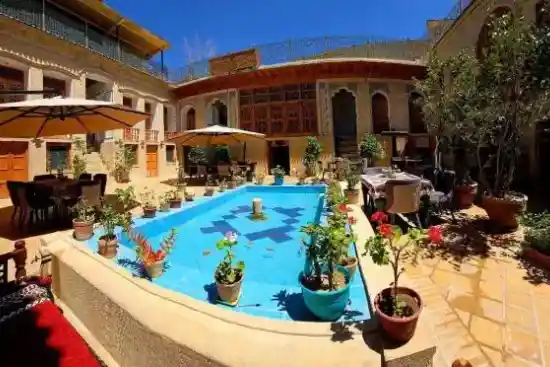 بوتیک هتل عمارت جهانشاهی شیراز