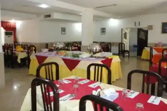 هتل جهانگردی فیروزآباد