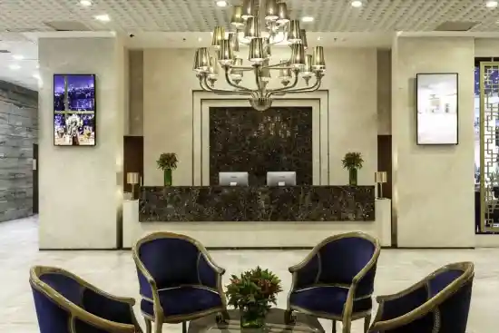 هتل انقلاب تهران