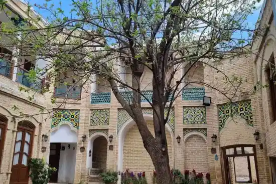 اقامتگاه سنتی بامگاه