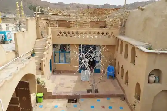 اقامتگاه بومگردی برج