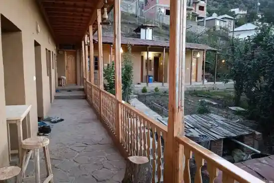 اقامتگاه بومگردی آشیانه عقاب