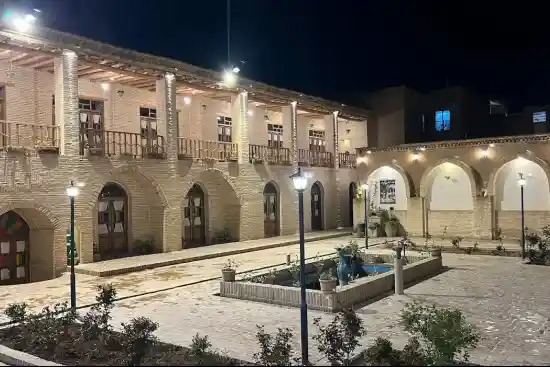 اقامتگاه بوم‌گردی شهر پنهان