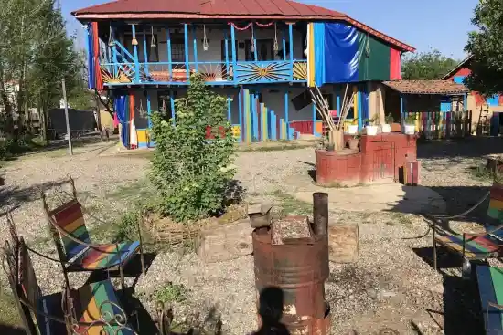 اقامتگاه بوم‌گردی تکرم