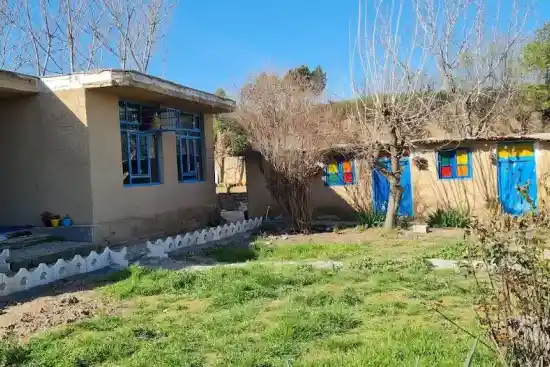 اقامتگاه بومگردی آلینه