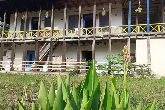 اقامتگاه بومگردی شمشاد