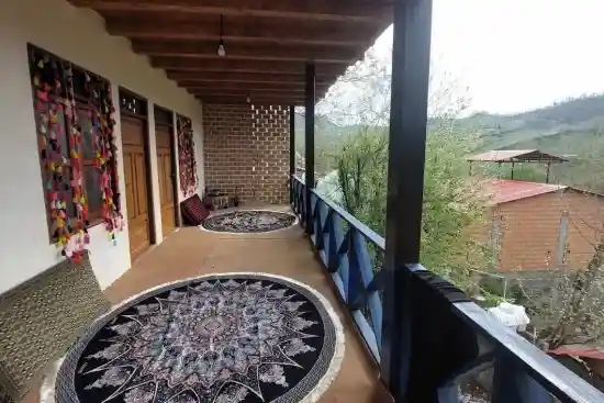 اقامتگاه بومگردی شبره