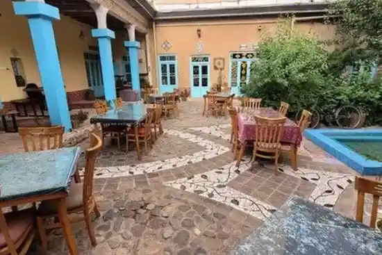 اقامتگاه سنتی آنام