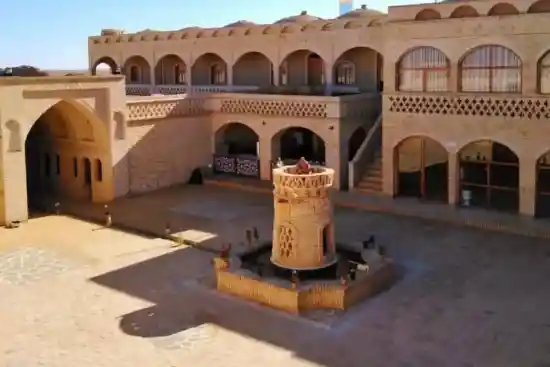 اقامتگاه بومگردی دروازه کویر