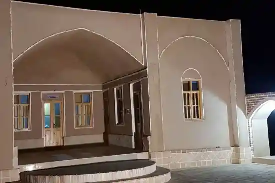 اقامتگاه بومگردی رومنان