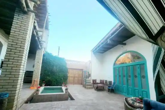 اقامتگاه سنتی سرای مهرآفرین