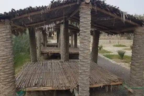 اقامتگاه بومگردی بادگیر هفت رنگو